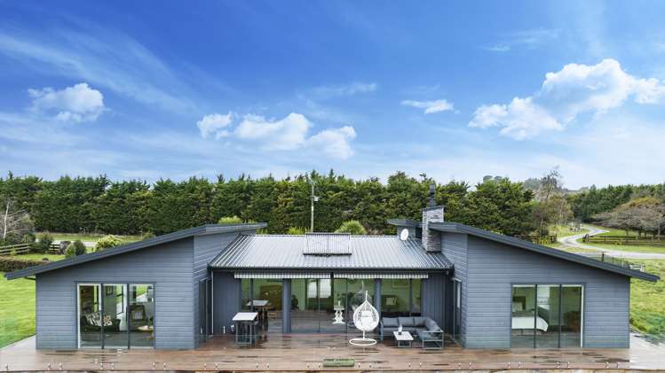 225 Ashley Road Cust_24