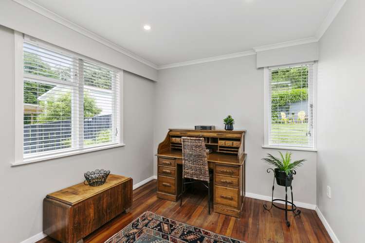 12 Raroa Place Pukerua Bay_11