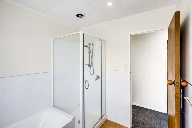 17 Churchill Drive Taradale_13