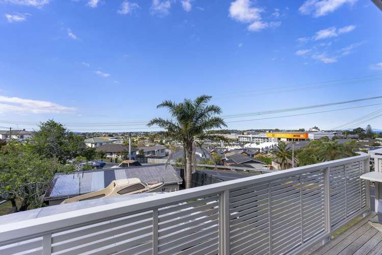 51 Wade River Road Stanmore Bay_13