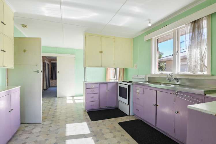 13 Clyde Street Utuhina_6