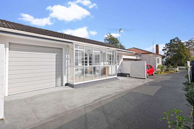 Prime Location – Heart of Papatoetoe