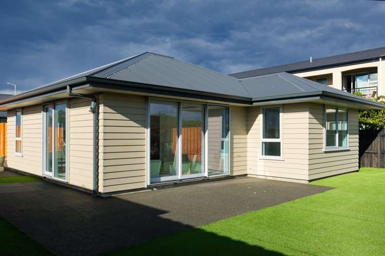 31B Beach Road_1