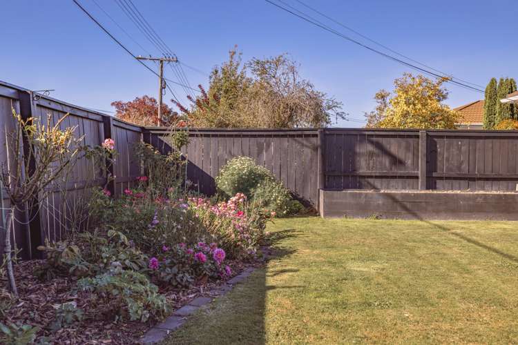 1/20 Grange Street Hillsborough_16