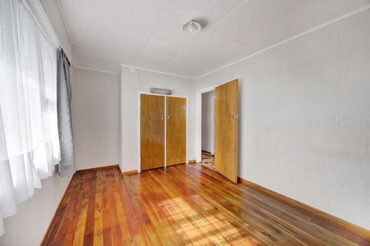 15 Whitcombe Road Opunake_11