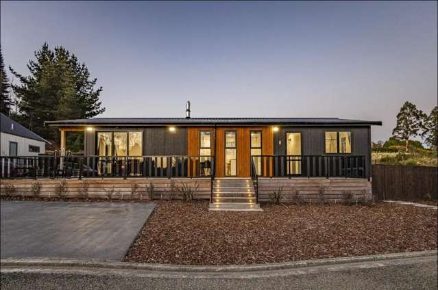 Privacy in Miro Park lane.