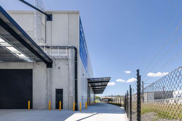 7-23 Cain Road Penrose_17