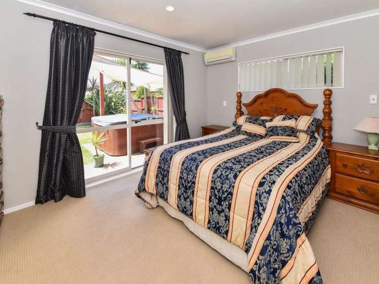 12 Belfry Place Wattle Downs_7