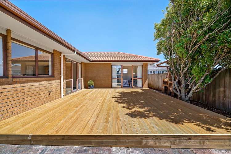 224 Te Atatu Road Te Atatu South_3