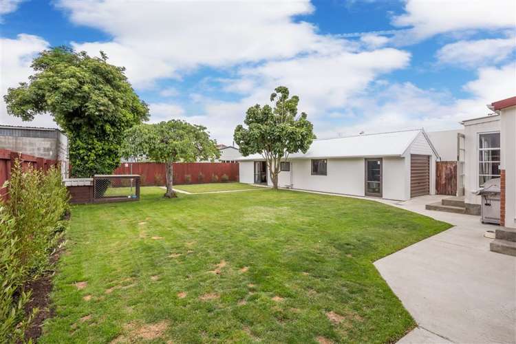 211 Knowles Street Saint Albans_23