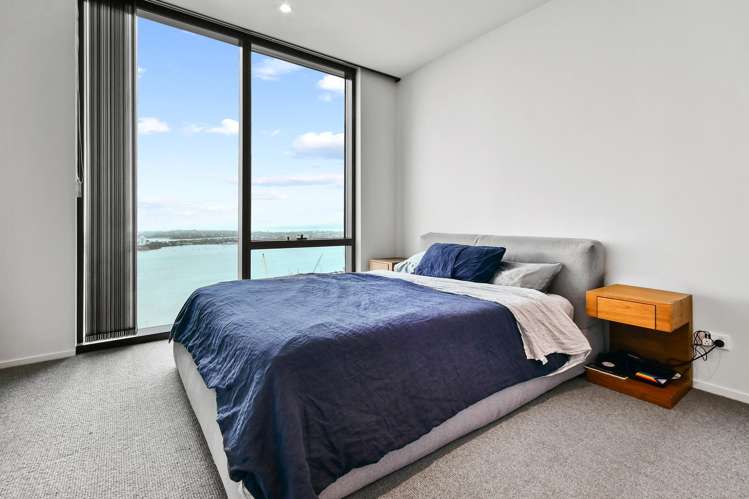 3902/10 Commerce Street_4