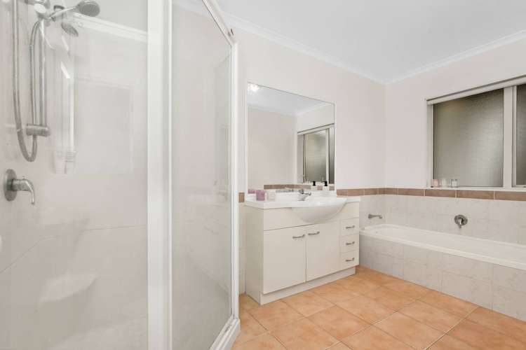 16 Mccahill Views Botany Downs_13