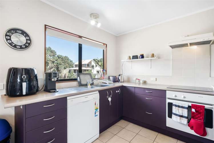 1/39 Langton Road Stanmore Bay_5