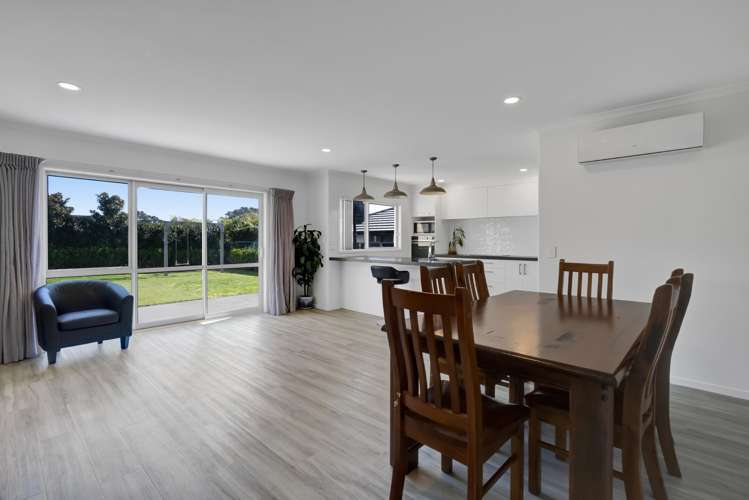 12 Oakmont Crescent Waiwhakaiho_11