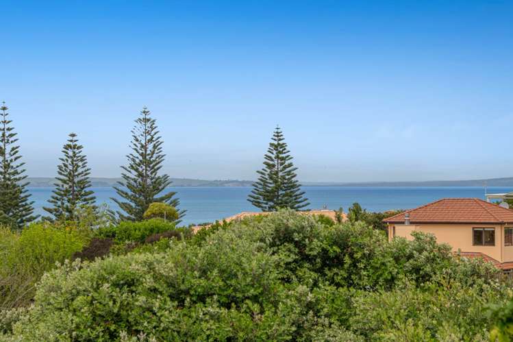 12 Kotanui Avenue Army Bay_6