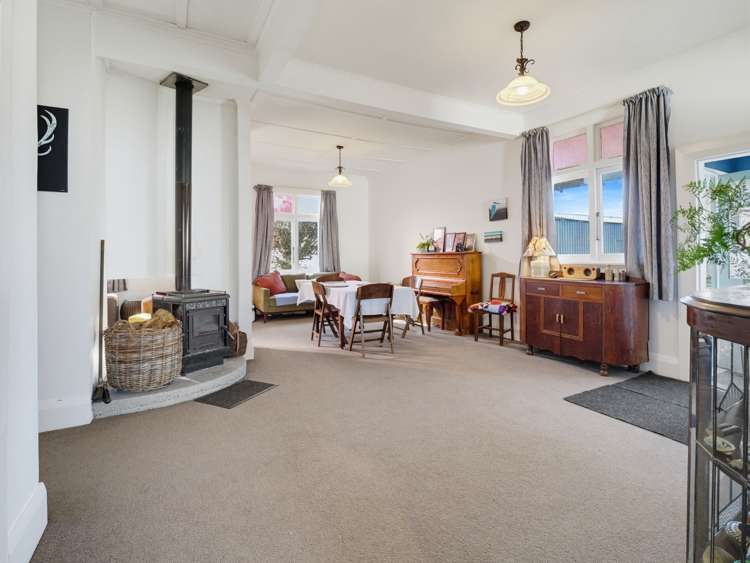 262 High Street Dannevirke_14