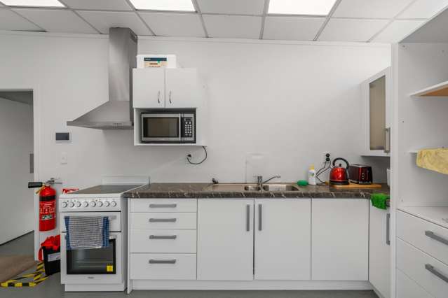5/7-11 Queen Street Upper Hutt_3