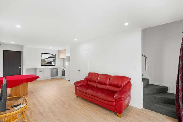 2/304 Waterloo Road Hornby_3