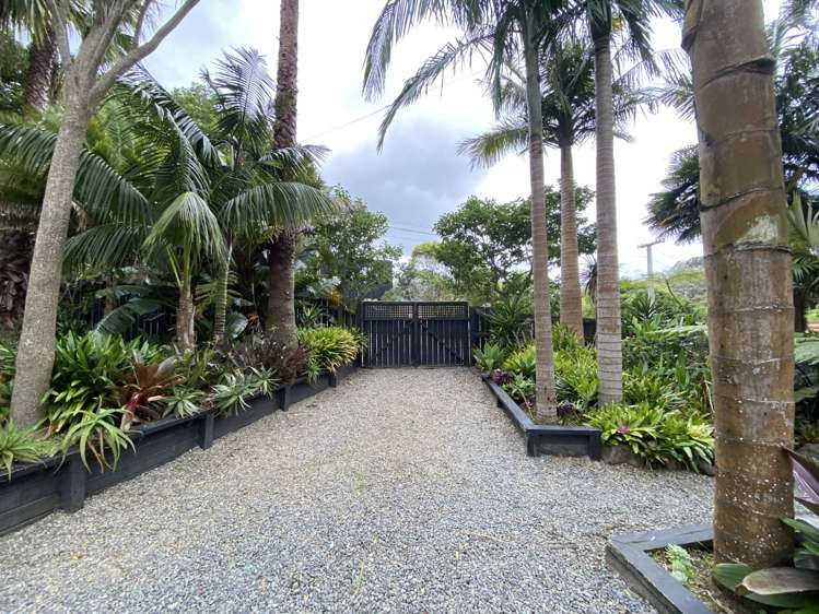 68 McCullough Avenue 10044_17