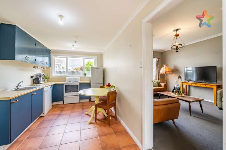 8 Golf Road Manor Park_6