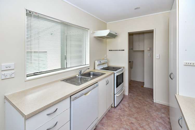 4/14 Phoenix Place Papatoetoe_5