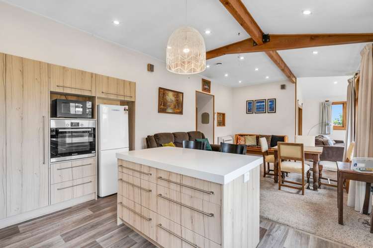 54 Earnslaw Street Avenal_12