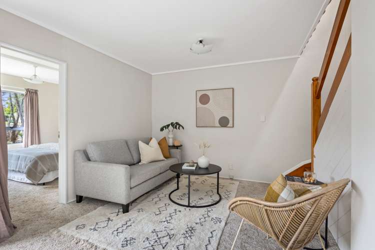 2 Shadon Place Stanmore Bay_5