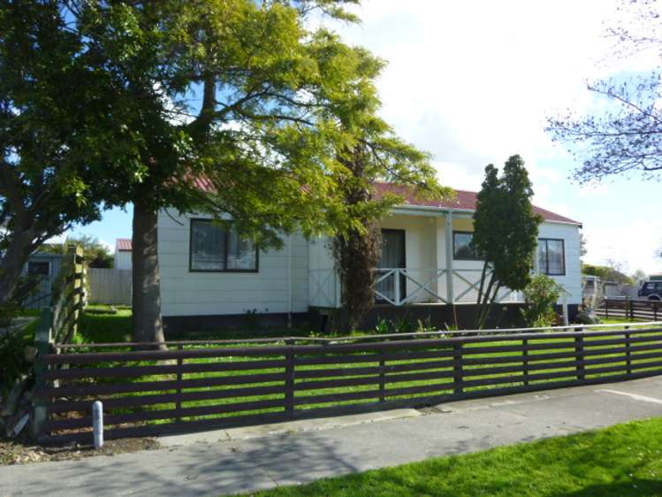 2 Peter Hall Drive Kelvin Grove_10