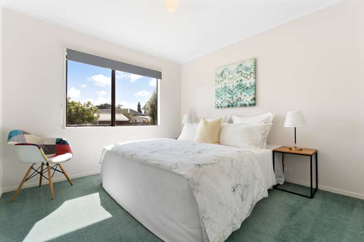 3/388a West Coast Road Glen Eden_7