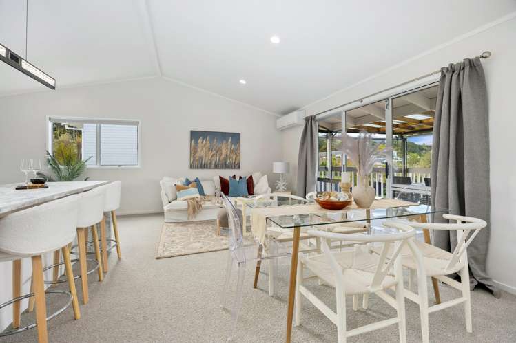 1071 Whangaparaoa Road_5