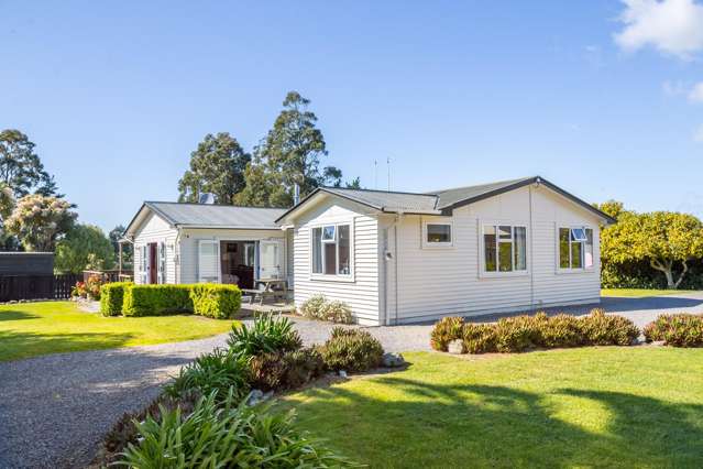 49 Western Lake Road Featherston_3