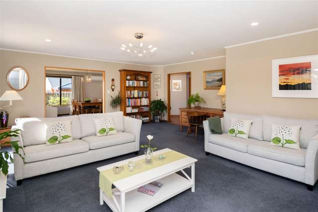 20 Karina Crescent Redwoodtown_1