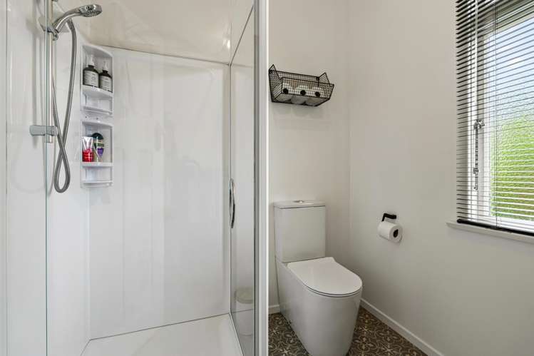 1/223 Queens Drive Windsor_9