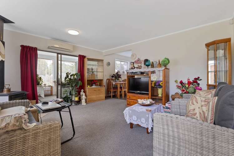 27 Roys Road Weymouth_11