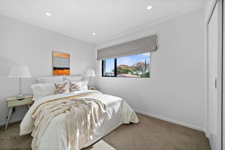 1B Valron Road Te Atatu South_12