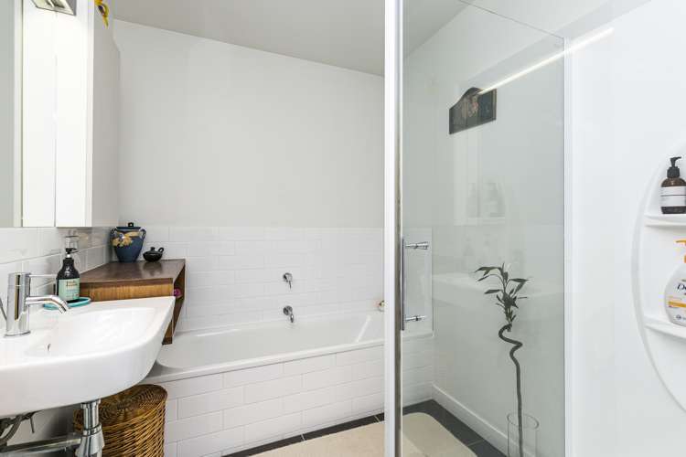 38/120 Rintoul Street Newtown_9