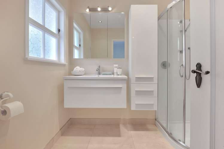 2/8 Pierce Road Milford_12