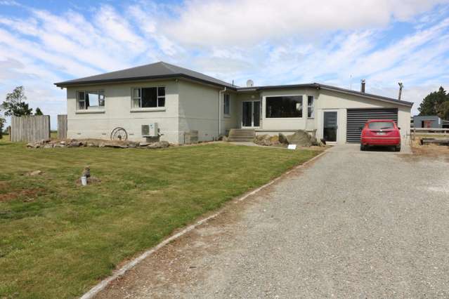 986 Downs Road South Edendale_3