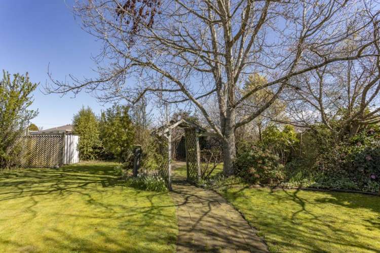 11 Stopforth Street Woodend_16