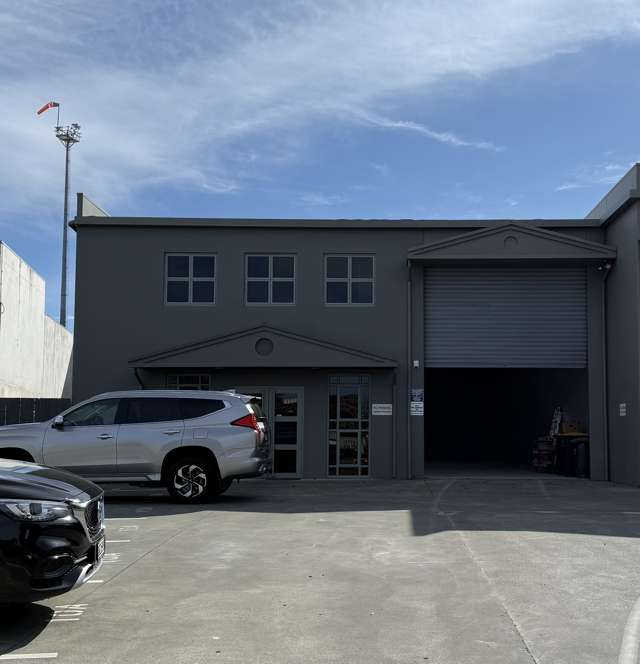 Office & Warehouse Space