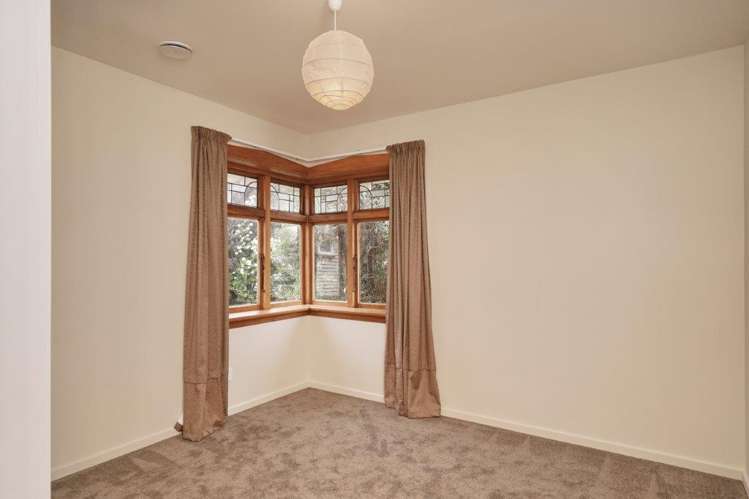 543 Ferry Road Woolston_8