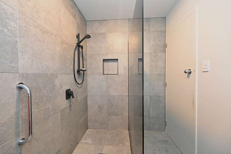 10 Moray Place Tamatea_12