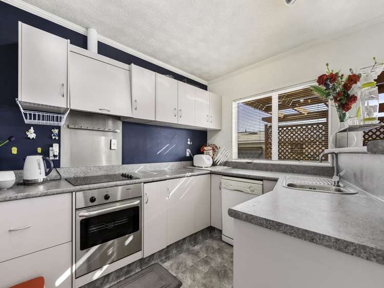 12 Aquarius Drive Kawaha Point_9