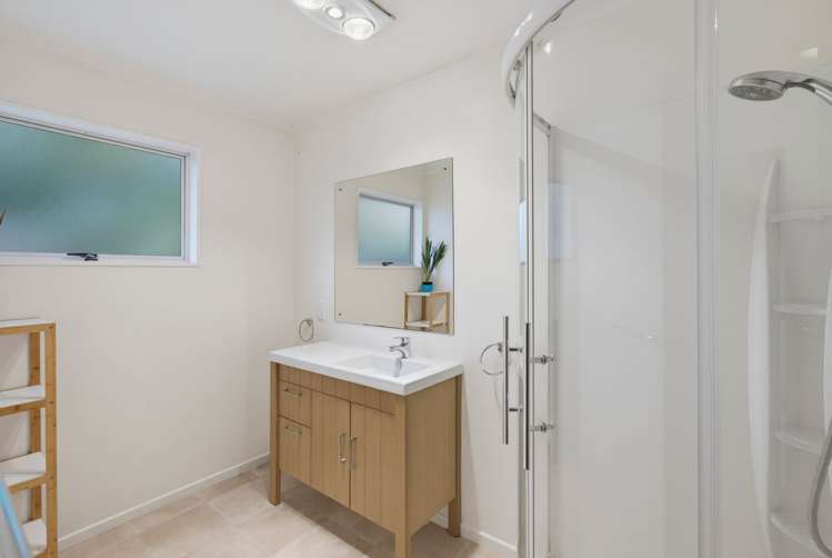 74B Matatua Road Raumati Beach_13