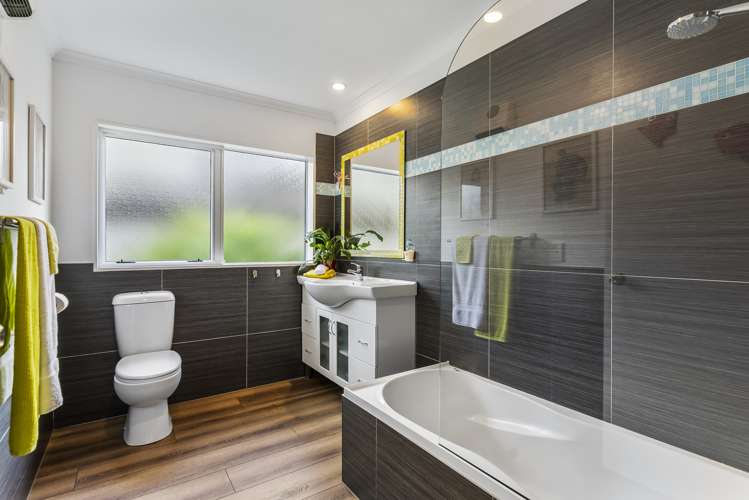 6 Gibbia Way Beachlands_12