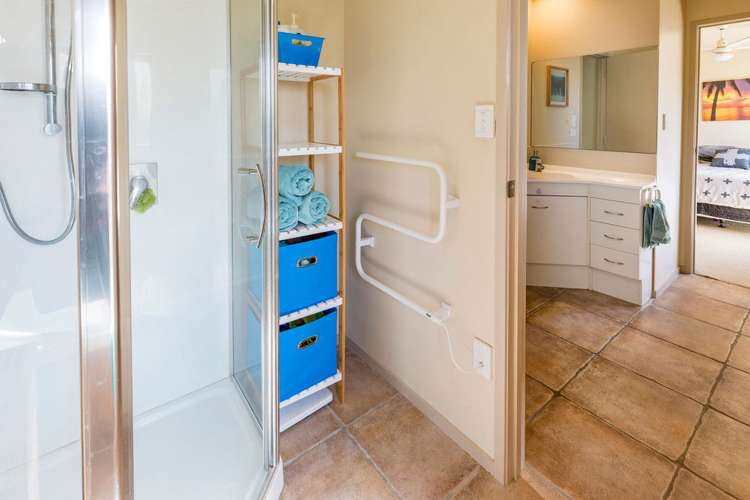 5a Les Fisher Place Pukekohe_12