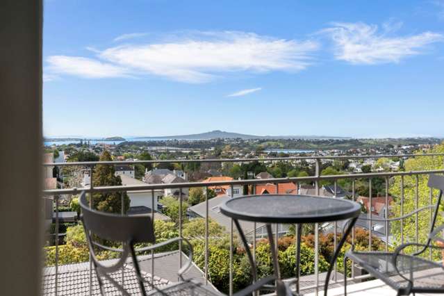 Unparalleled Luxury Living in the Heart of Remuera