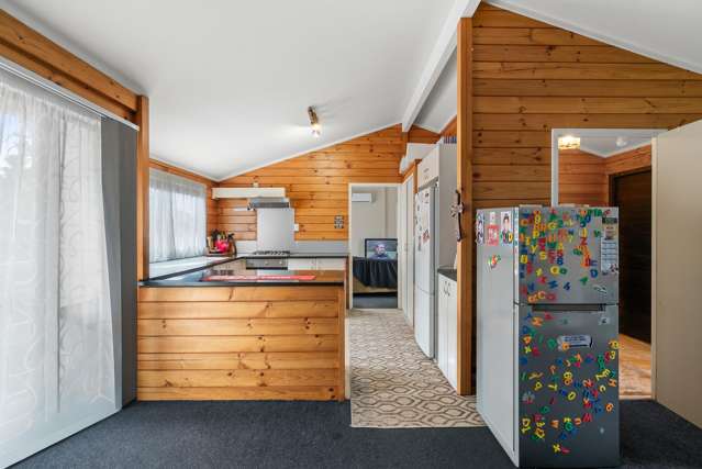 80 and 80A Eugenia Rise Totara Heights_3