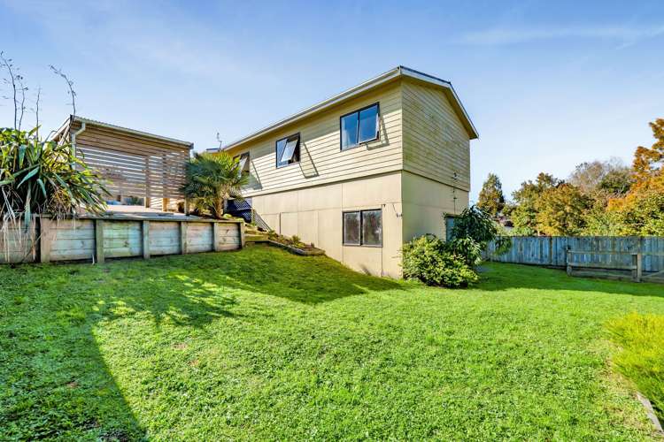 19 Chartwell Drive Eltham_25