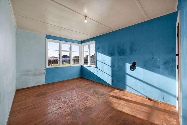 6 Acourt Street Hawera_9